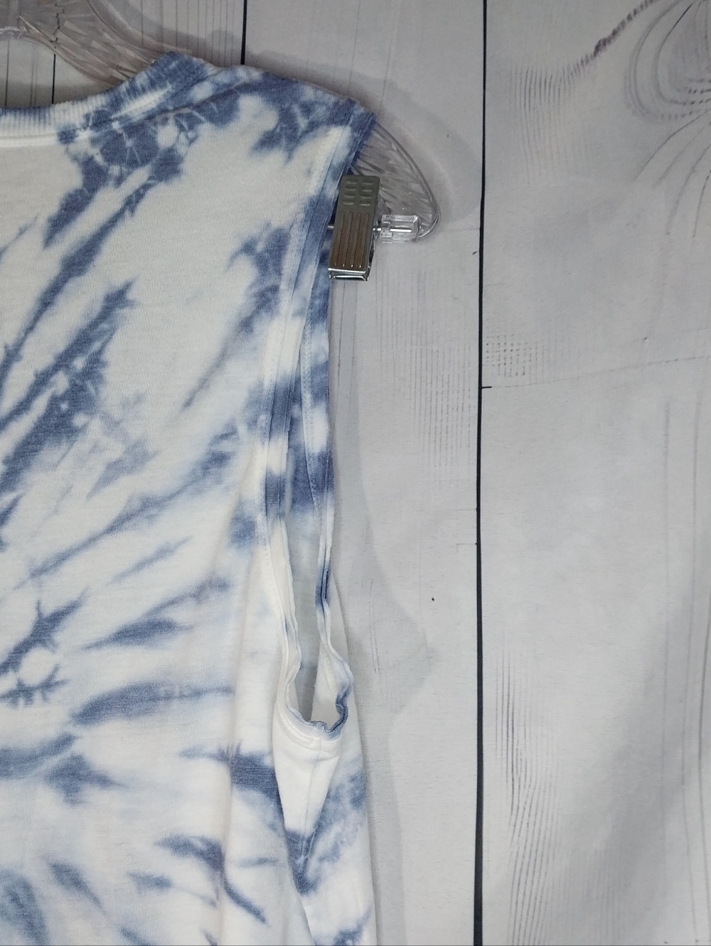 American Eagle Blue and White Tie-Dye Boho  Festival Tank with Lattice V-Neck - Picture 6 of 7